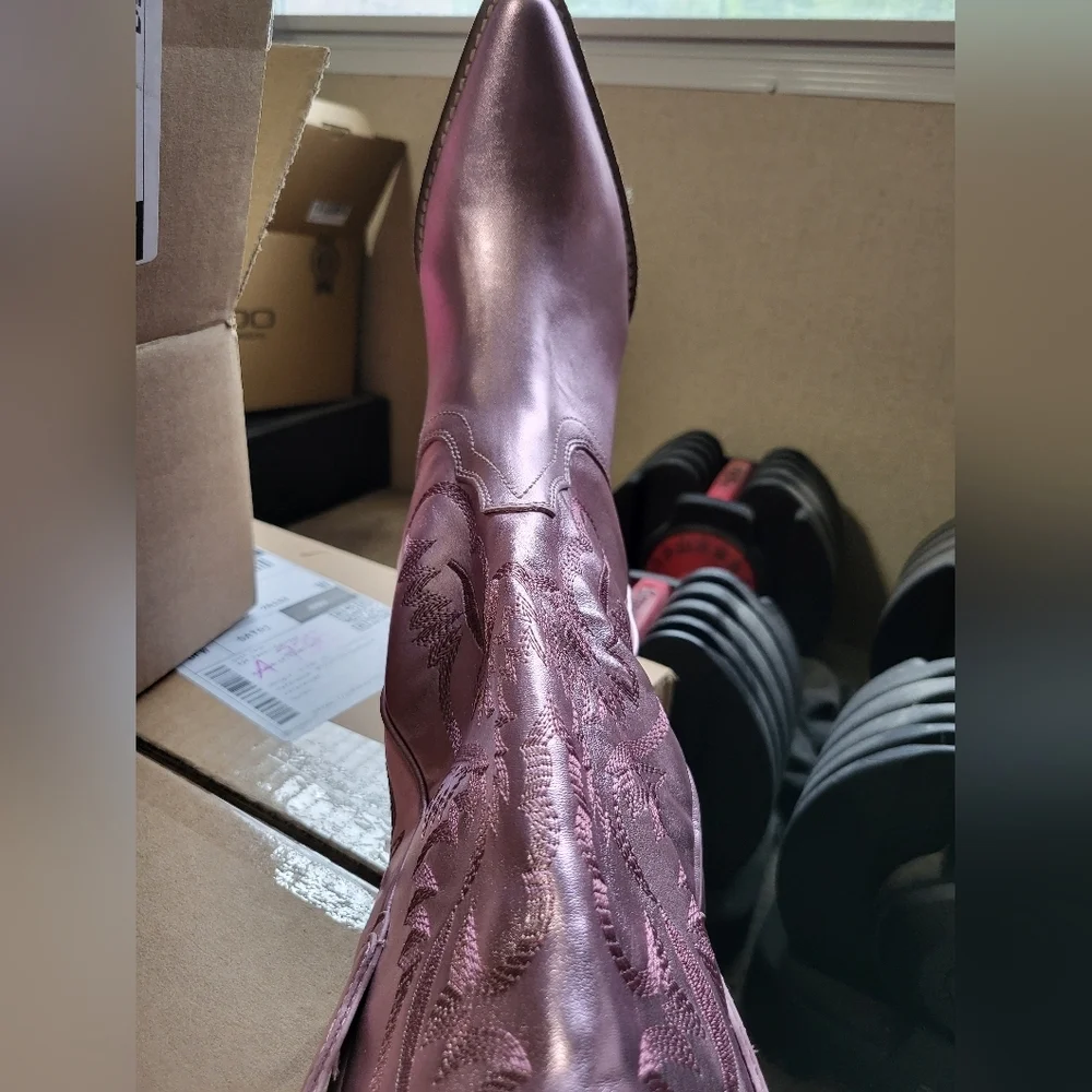 *NWT Metallic Pink Embroidered Cowboy Boots SZ 8 - Picture 4 of 7
